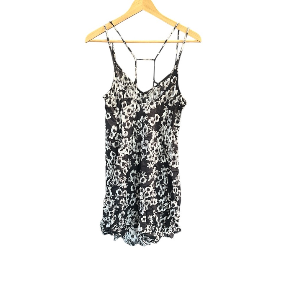 Abercrombie & Fitch | Black & White Floral Mini Summer Dress | Small